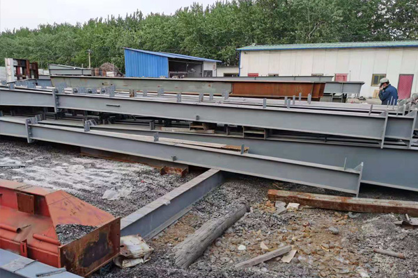 鋼結(jié)構(gòu)預(yù)制機(jī)庫